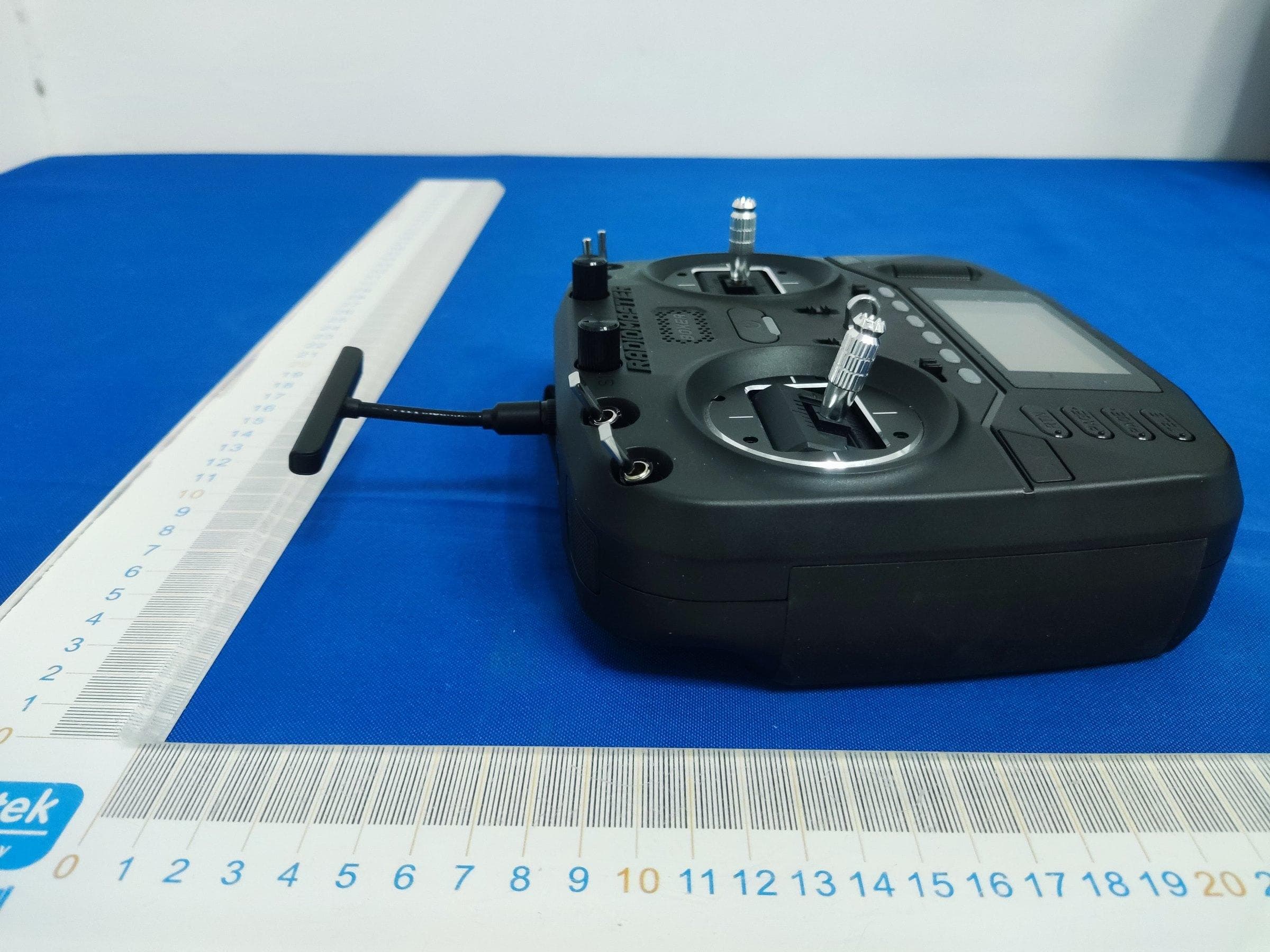 BOXER - FCC ID 2A337-BOXER-4IN1 - Shenzhen Radiomaster Technology Co.,Ltd (4)
