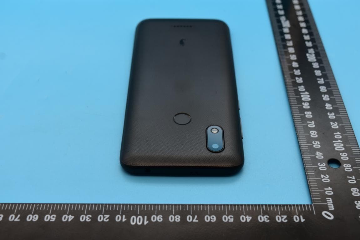 Smart Phone with GSM, WCDMA, LTE, WiFi and Bluetooth - FCC ID 2A33N-L60C - Hot Pepper Mobile Inc. (5)