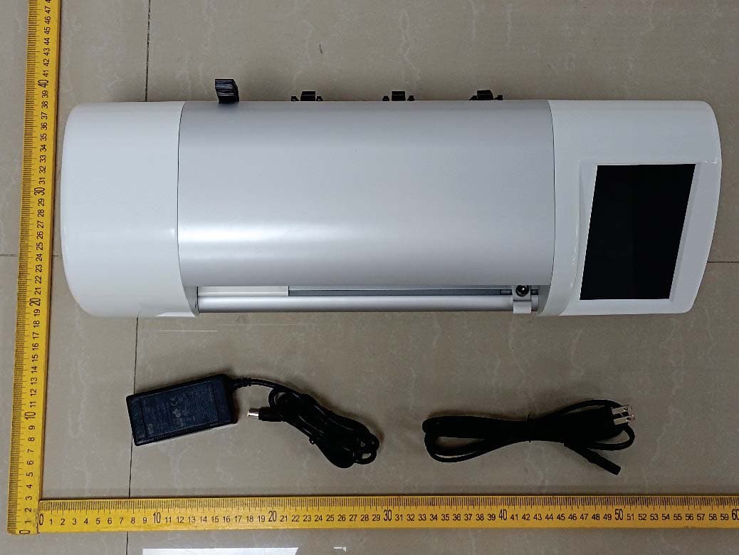CUTTING PLOTTER - FCC ID 2A33R-MC6 - Shenzhen Teneth Technology Co., Ltd (3)
