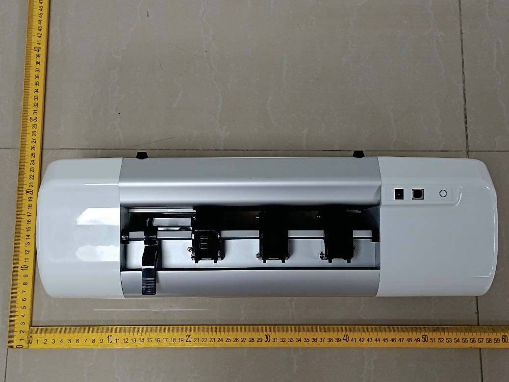 CUTTING PLOTTER - FCC ID 2A33R-MC6 - Shenzhen Teneth Technology Co., Ltd (4)