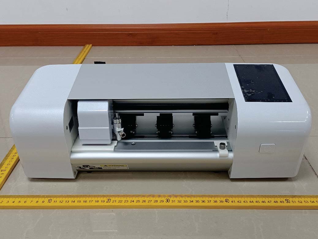 CUTTING PLOTTER - FCC ID 2A33R-X5PRO - Shenzhen Teneth Technology Co., Ltd (4)