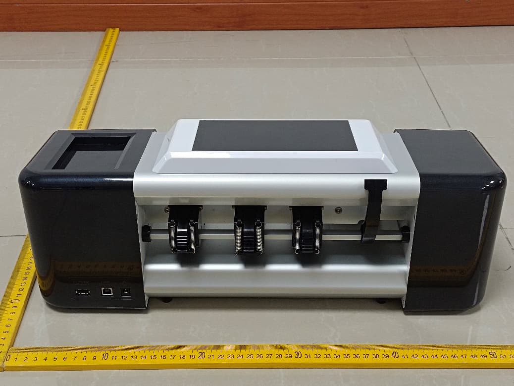 Cutting Plotter - FCC ID 2A33R-X7-180GB - Shenzhen Teneth Technology Co., Ltd (4)