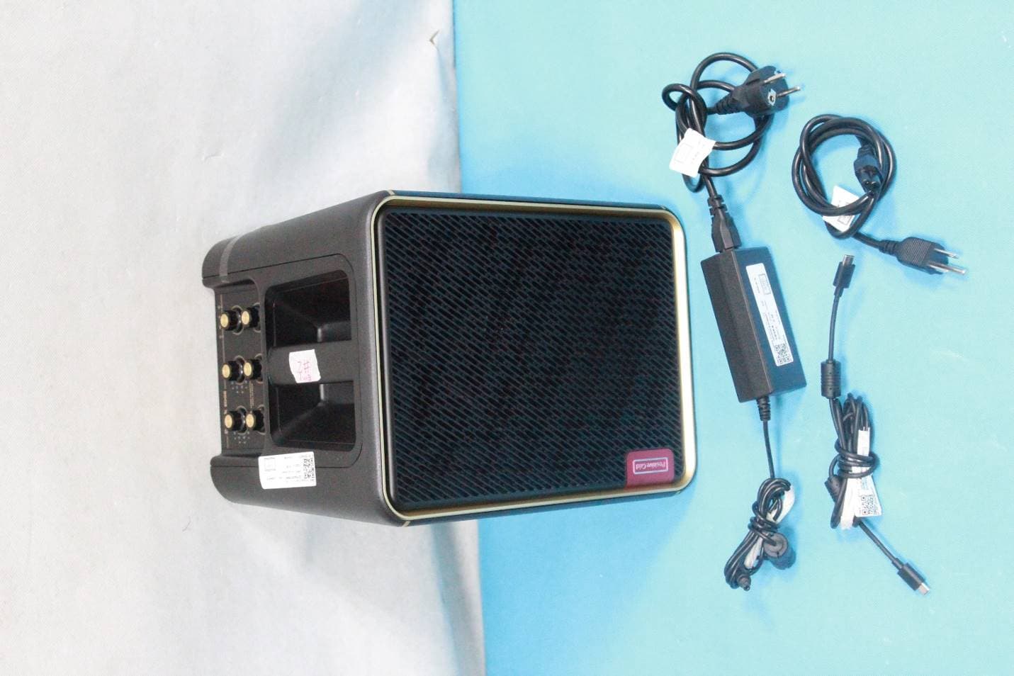 Guitar Speaker - FCC ID 2A348SPARKEDGE - Positive LLC