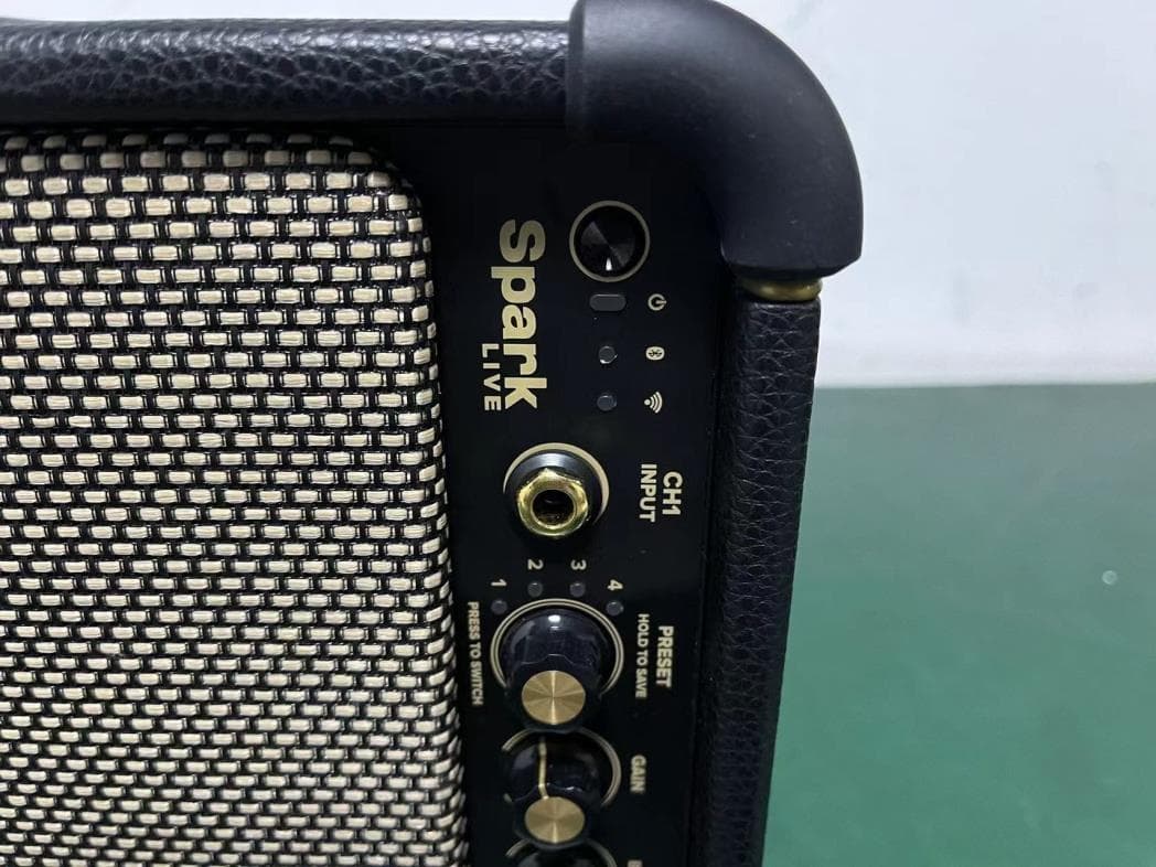 Guitar Speaker - FCC ID 2A348SPARKLIVE - Positive LLC (3)