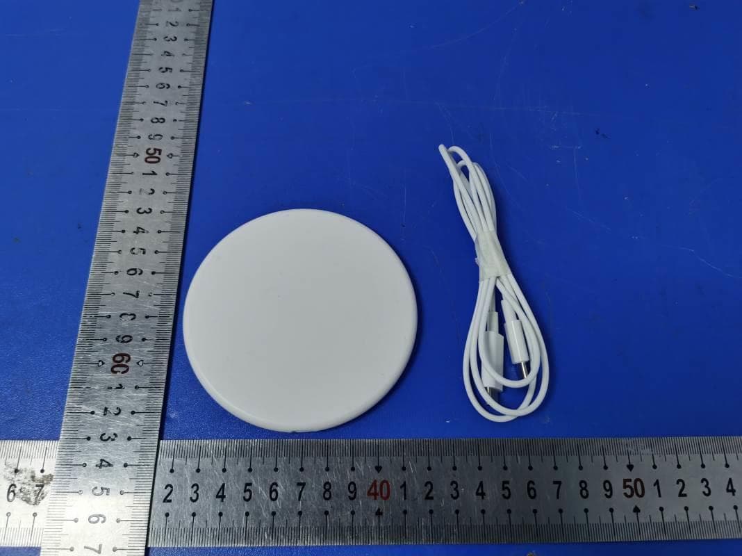 Wireless Charger - FCC ID 2A34Y-USB2 - Huayi Semiconductor(Shenzhen) Co.,Ltd. (2)