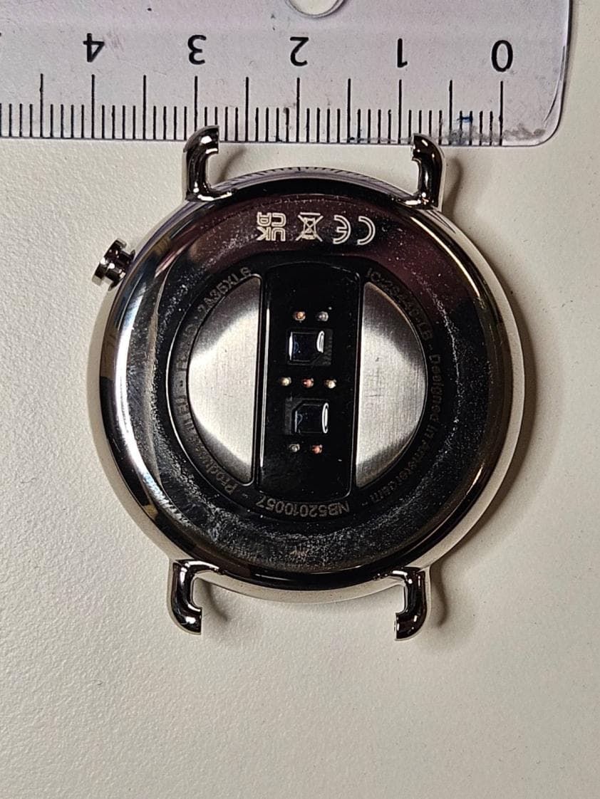 Bluetooth bracelet - FCC ID 2A35XLB - NOWATCH BV (2)