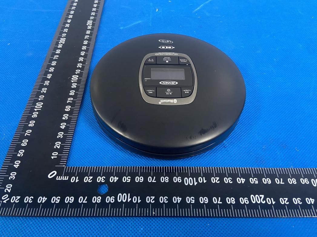 PERSONAL BLUTOOTH CD PLAYER WITH FM RADIO - FCC ID 2A38HCD60RBTEB - Jenmart Industrial (HK) Co., Limited (4)