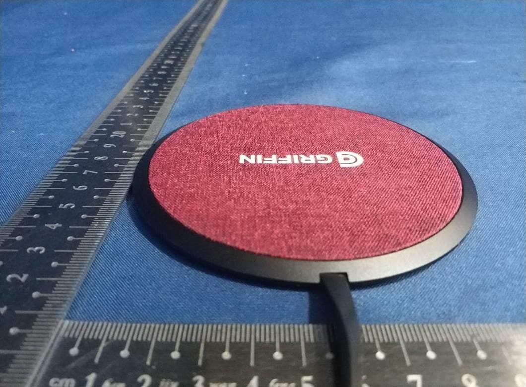 Fast Wireless Charger Pad - FCC ID 2A3AX-GP195C - Vinci Brands LLC (3)