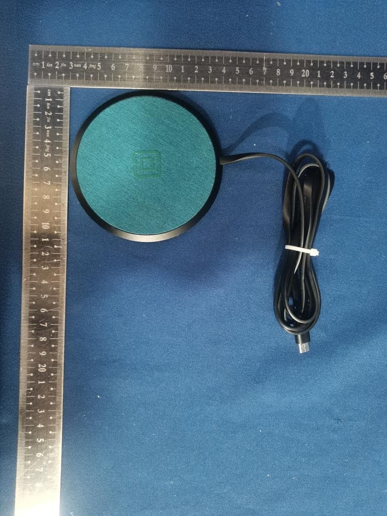 Fast Wireless Charger Pad - FCC ID 2A3AX-PW400 - Vinci Brands LLC
