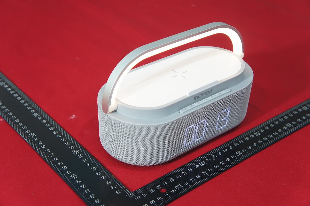 Wireless Charger Speaker with Lamp - FCC ID 2A3AX-PW401 - Vinci Brands LLC
