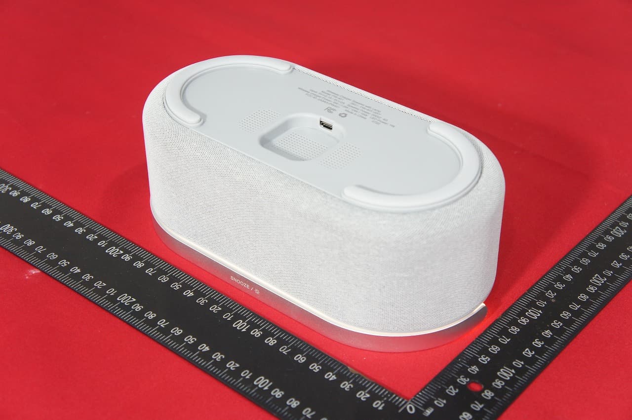 Wireless Charger Speaker with Lamp - FCC ID 2A3AX-PW401 - Vinci Brands LLC (2)