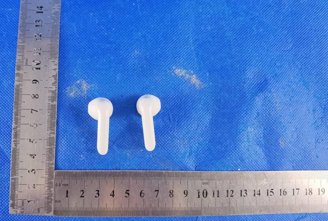 True wireless headphones - FCC ID 2A3BZ-FE35 - ShenZhen Myplus Technology Co.,Ltd (2)