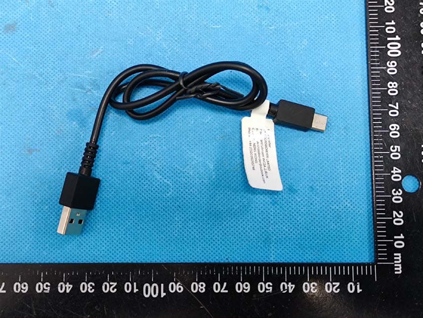 WIRELESS HEADPHONES - FCC ID 2A3HJ-BLTD385 - Dongguan Fuyuqian E-Commerce Co., Ltd. (2)