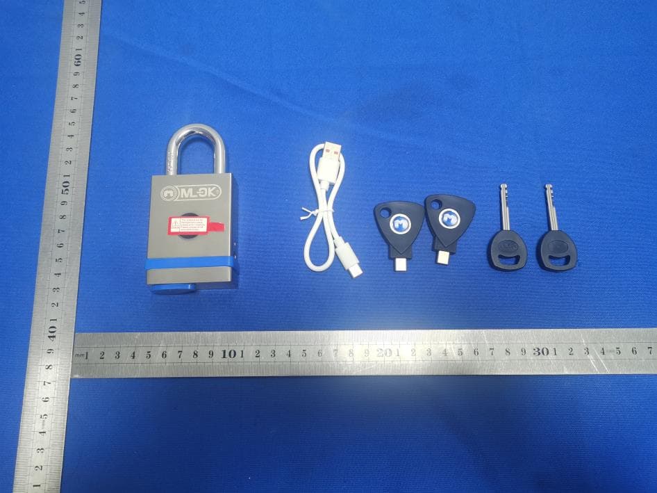 Outdoor Smart Padlock - FCC ID 2A3JOSPL105-55MM - Foshan Wenrui Lock Industry Technology Co., Ltd (4)