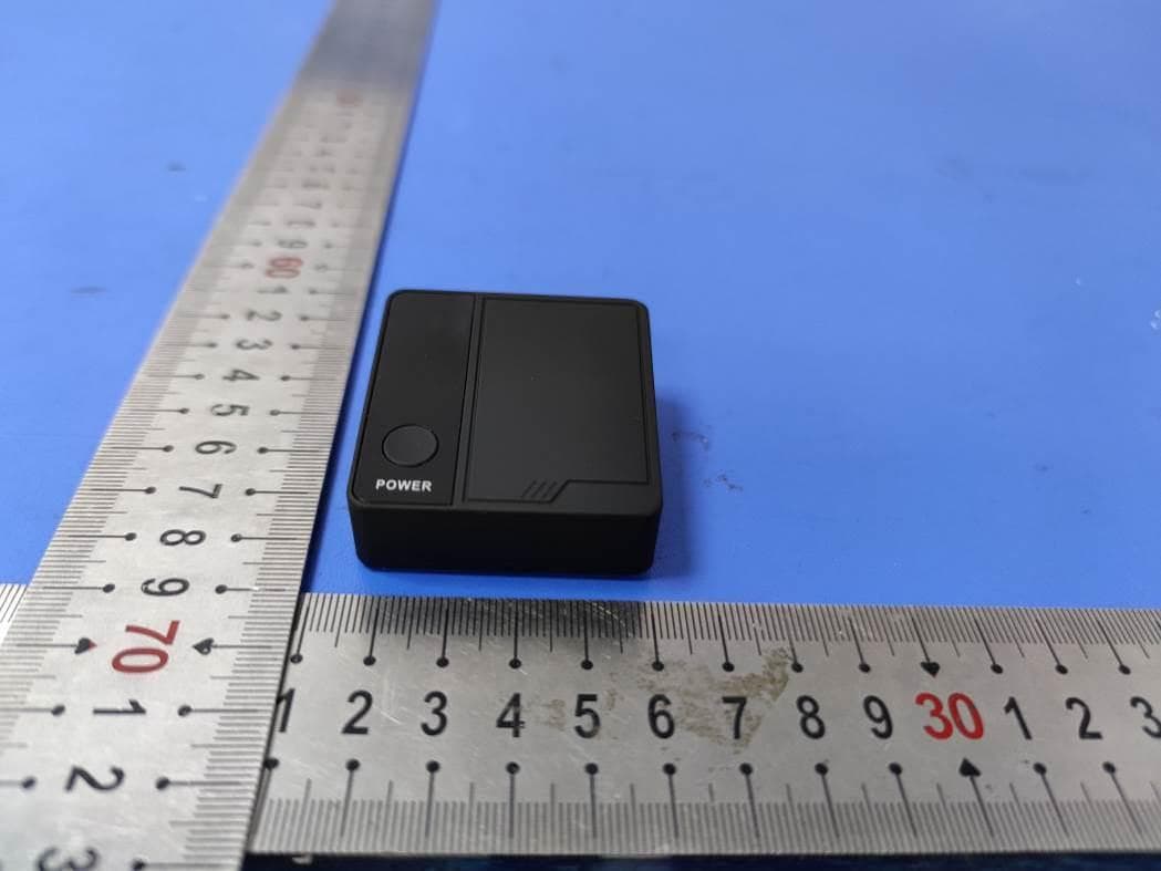 Wireless Lavalier Microphone - FCC ID 2A3MI-C520 - jinanshiyongyoukasongtuliaoyouxiangongsi (4)