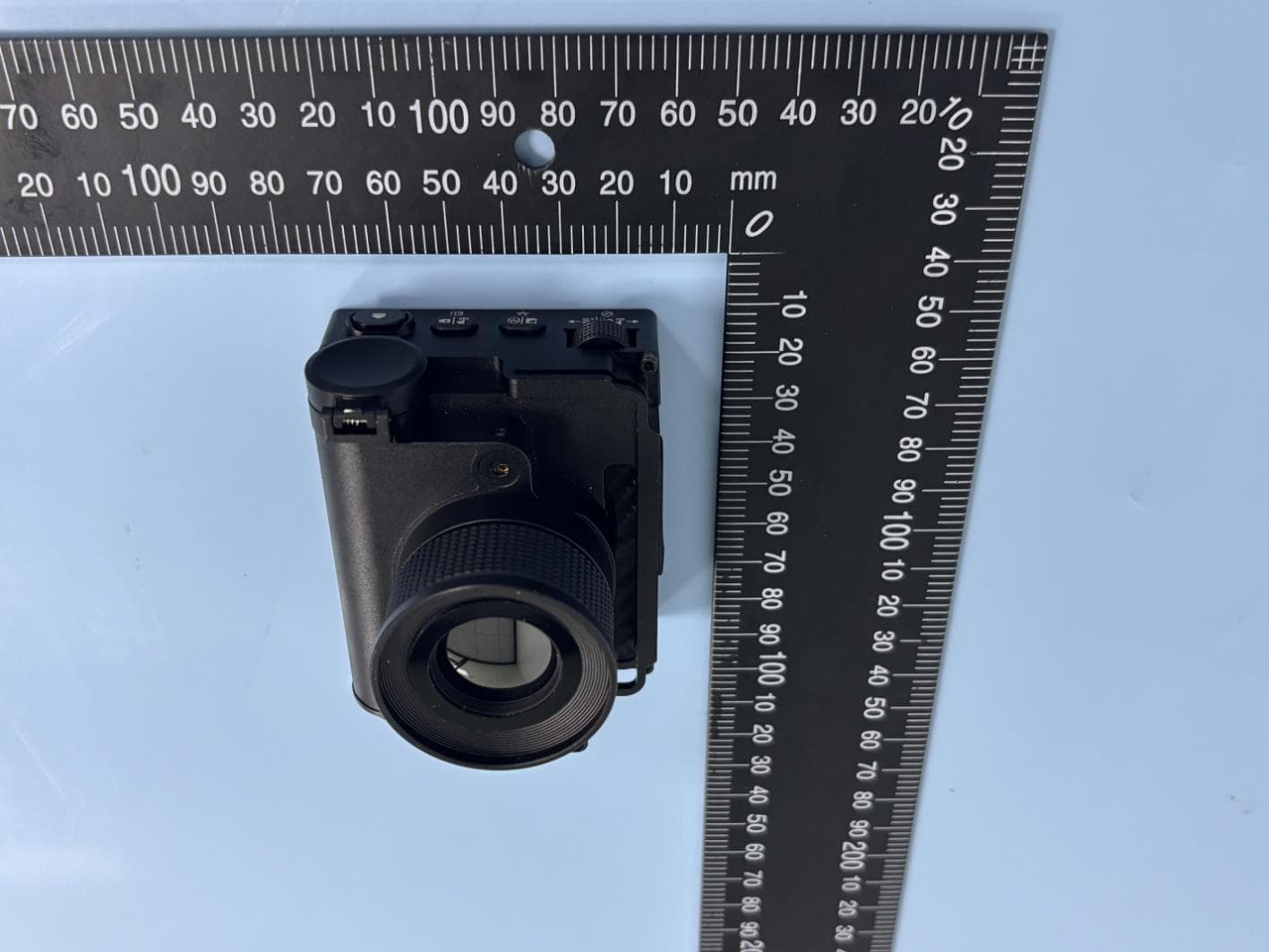 Thermal Imaging Camera - FCC ID 2A3OF-CRUX256 - Shenzhen Pard Technology Co.,Ltd (4)
