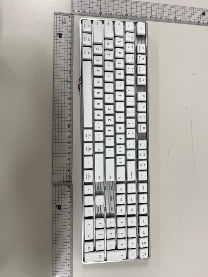Wireless Keyboard - FCC ID 2A3QW-CALUX - Hanmi Micronics Inc. (2)