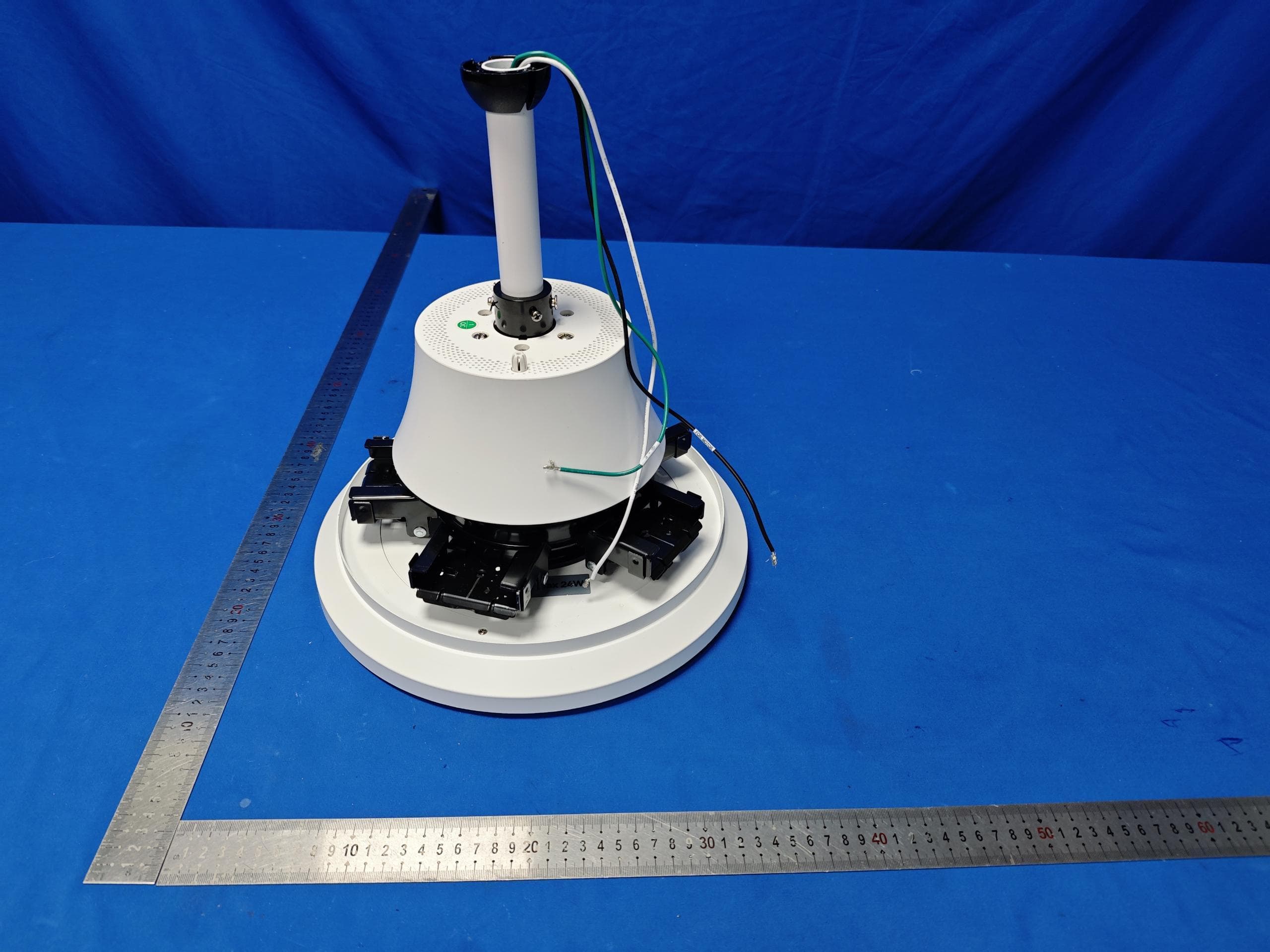 Smart Ceiling Fan - FCC ID 2A3SYCF002S - Hesung Innovation Limited (2)