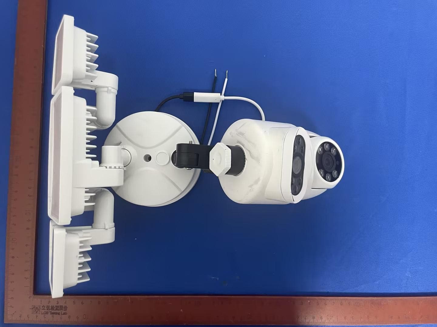 Floodlight Camera - FCC ID 2A3W8BDB60SX-3 - Shen Zhen Shi Meng Zhi Tuo Ke Ji You Xian Gong Si