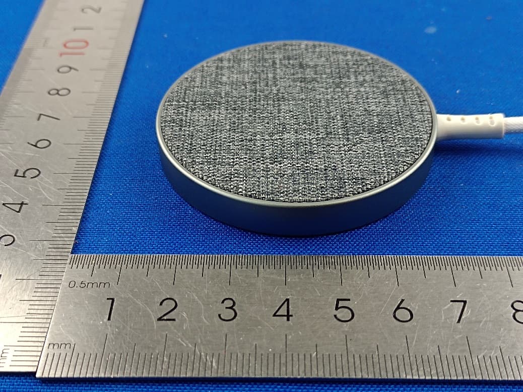 15W Wireless Magnetic Charger - FCC ID 2A3XF-MC10 - Voice Comm, LLC (5)