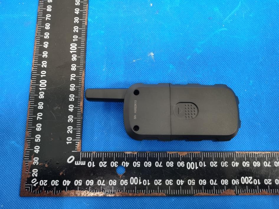 Dog Training Collar - FCC ID 2A433-DT70MB - Shenzhen kensonic Intelligent Technology Co., Ltd. (2)