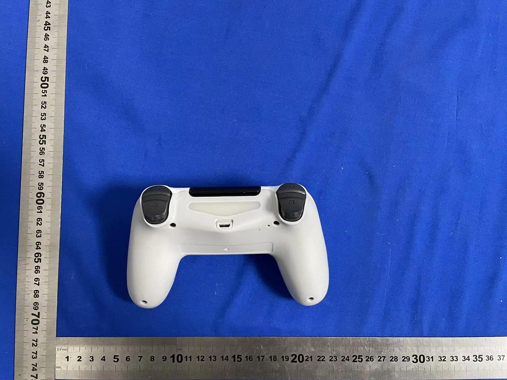 P4 wireless controller - FCC ID 2A434-P4 - Shenzhen Kaixuda Electronics Co.,Ltd. (4)