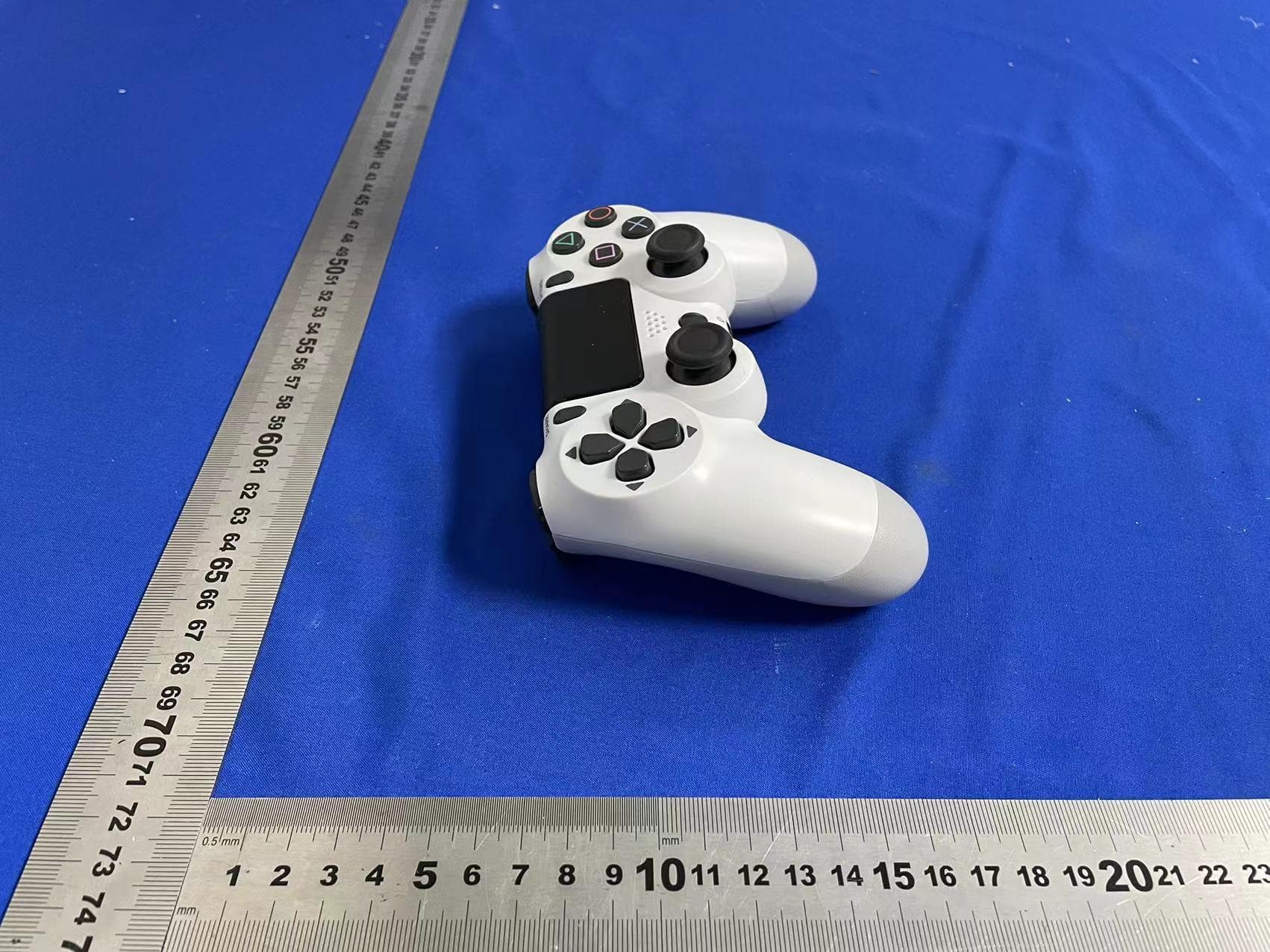 P4 wireless controller - FCC ID 2A434-P4 - Shenzhen Kaixuda Electronics Co.,Ltd.