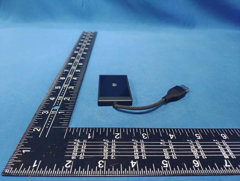 Wireless carplay adapter - FCC ID 2A45C-C01 - Shenzhen Zhilian Xintong electronics co.,Ltd (4)