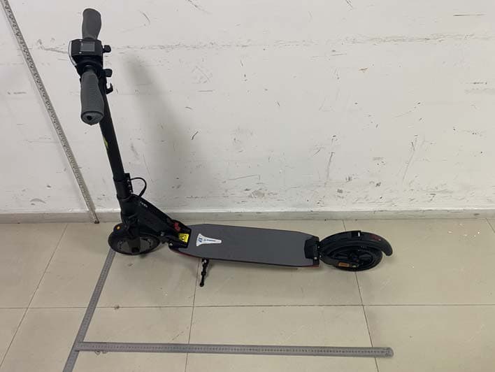Electric Scooter - FCC ID 2A45G-ES-GC502187 - Zhejiang E-TWOW Electric Vehicle Co.,Ltd. (4)