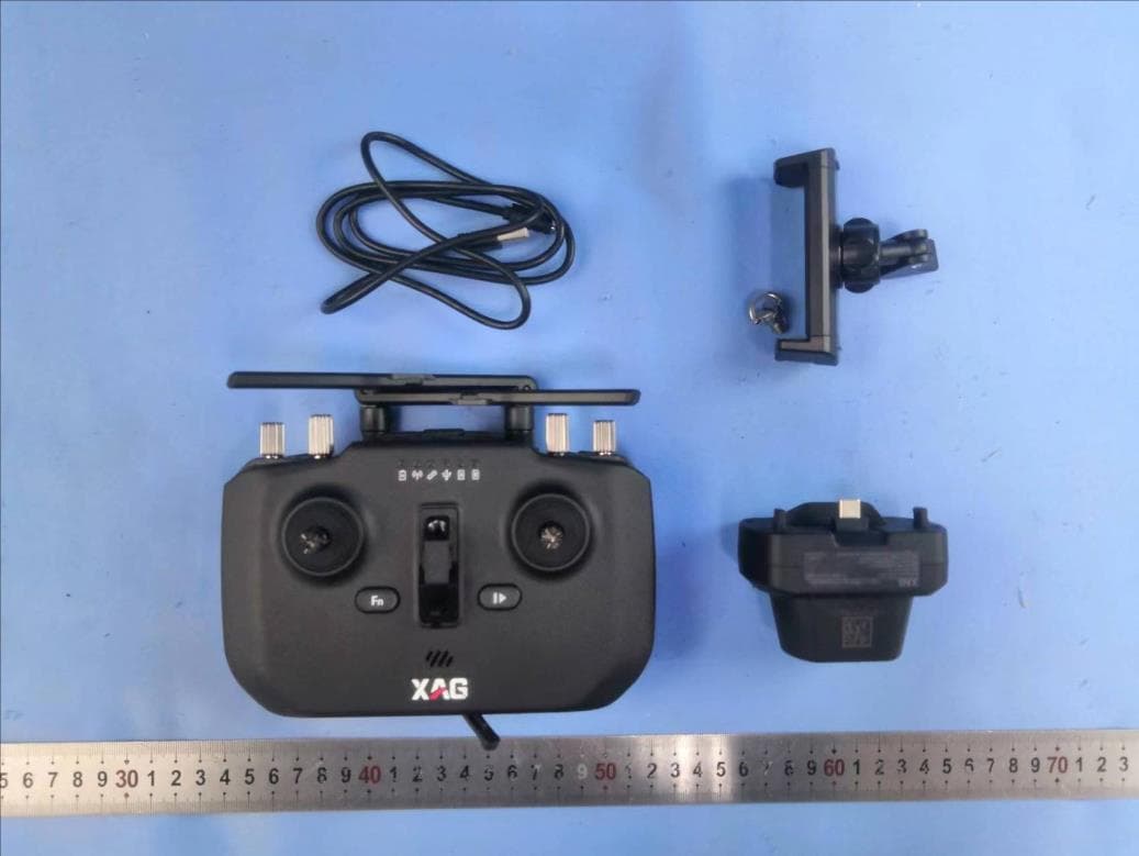XAG Agricultural Remote Controller 3 Pro - FCC ID 2A46G-M3ARC3AH - Guangzhou Xaircraft Technology CO.,LTD (3)