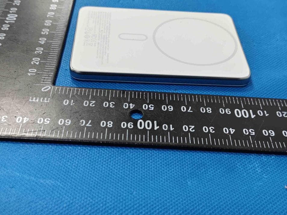 Magnetic wireless power bank - FCC ID 2A47D-M5 - Shenzhen LangYi Technology Co.,Ltd (2)