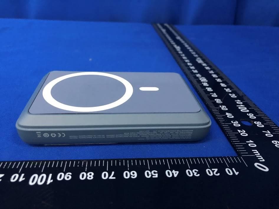 Magentic & Wireless Powerbank - FCC ID 2A47R-A003 - MYao(Shenzhen)Technology Co.,Ltd (5)