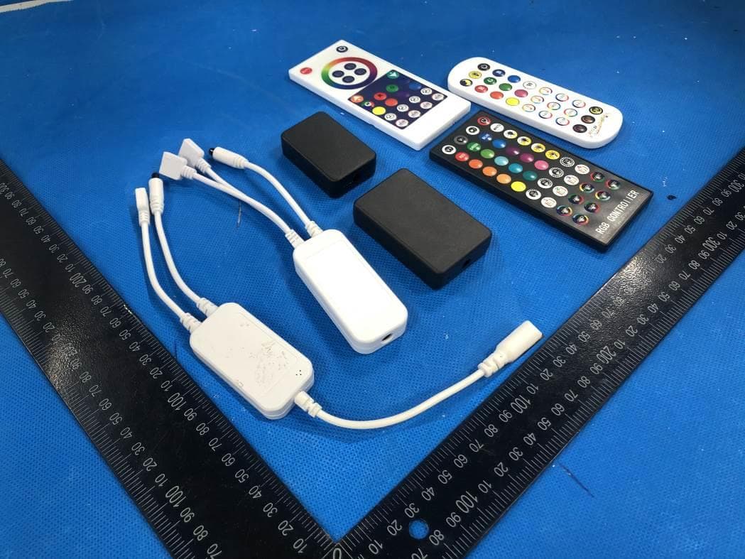waterproof led controller - FCC ID 2A47V-WIFI-SL2022 - Dongguan ShunLong Technology Co., Ltd.