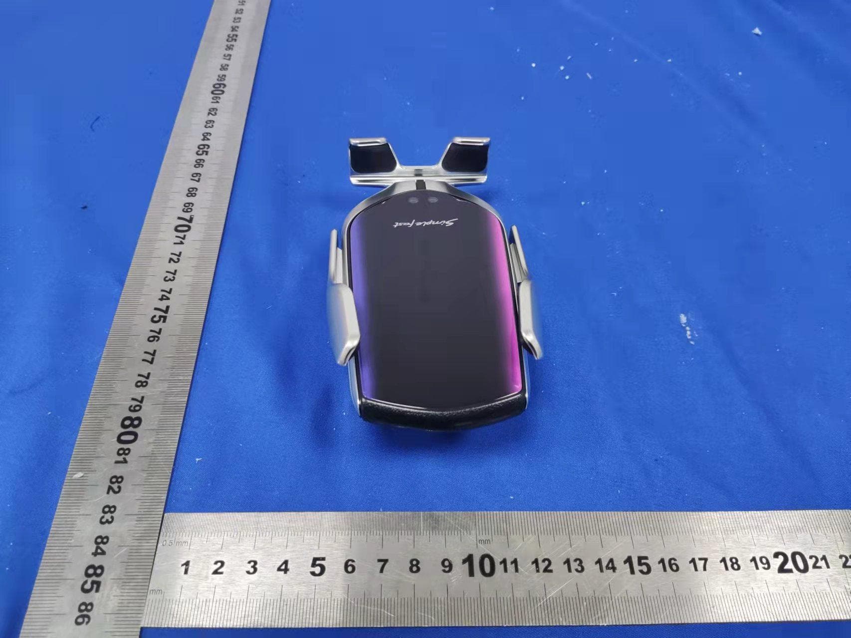 car wireless charging bracket - FCC ID 2A47X-R2 - Shenzhen Minruitong Technology Co., Ltd. (4)