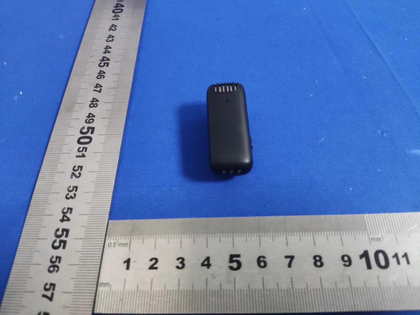 Wireless Microphone - FCC ID 2A47Z-H-J10 - Shenzhen Tecson Trade and Technology Ltd. (4)