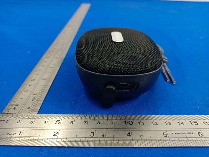 Baseus Portable Wireless Speaker - FCC ID 2A482-35PROAIR - Shenzhen Baseus Technology Co., Ltd. (3)