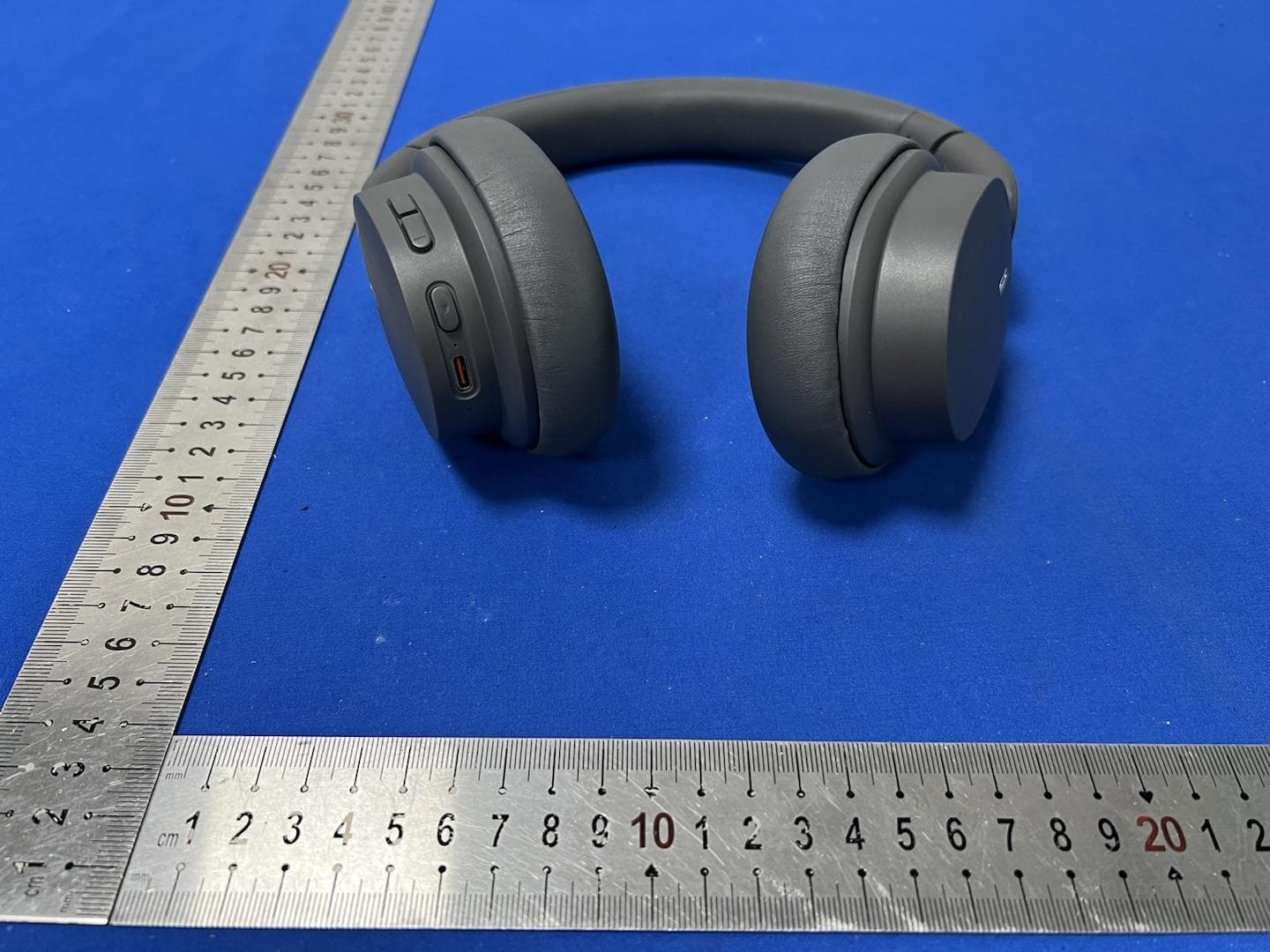 Baseus Wireless Headphones - FCC ID 2A482-D05 - Shenzhen Baseus Technology Co., Ltd. (2)