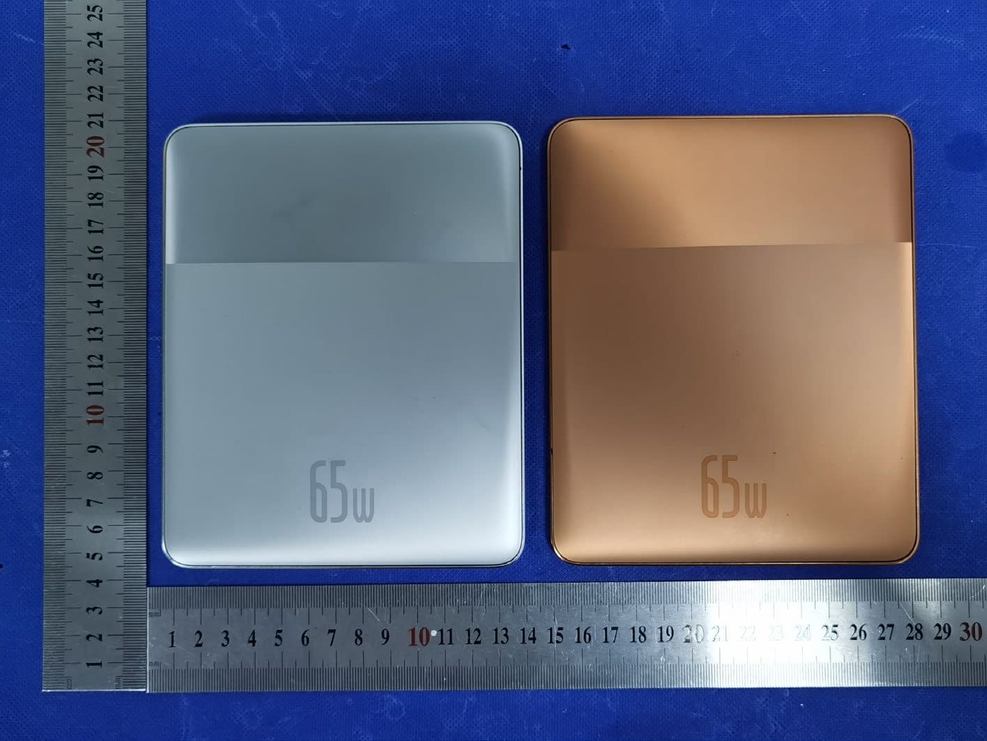 Power Bank - FCC ID 2A482-PPBLD2-65 - Shenzhen Baseus Technology Co., Ltd. (4)