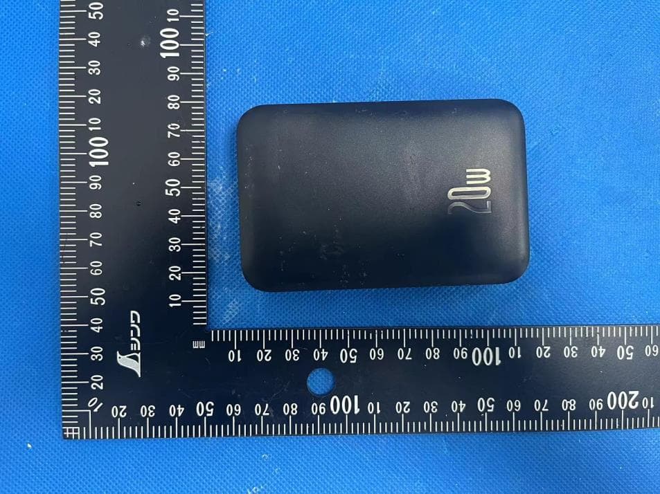Power Bank - FCC ID 2A482-PPCXM06G - Shenzhen Baseus Technology Co., Ltd. (2)