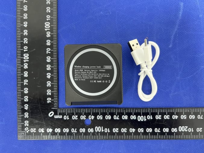 Wireless charging power bank - FCC ID 2A48S-E50B - Shenzhenshi Weiduli Technology Co.,Ltd.