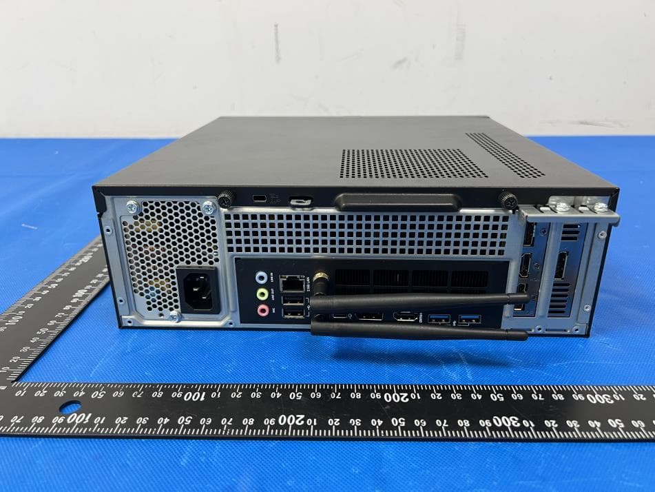 Mini PC - FCC ID 2A49R-895D7 - MICRO COMPUTER (HK) TECH LIMITED