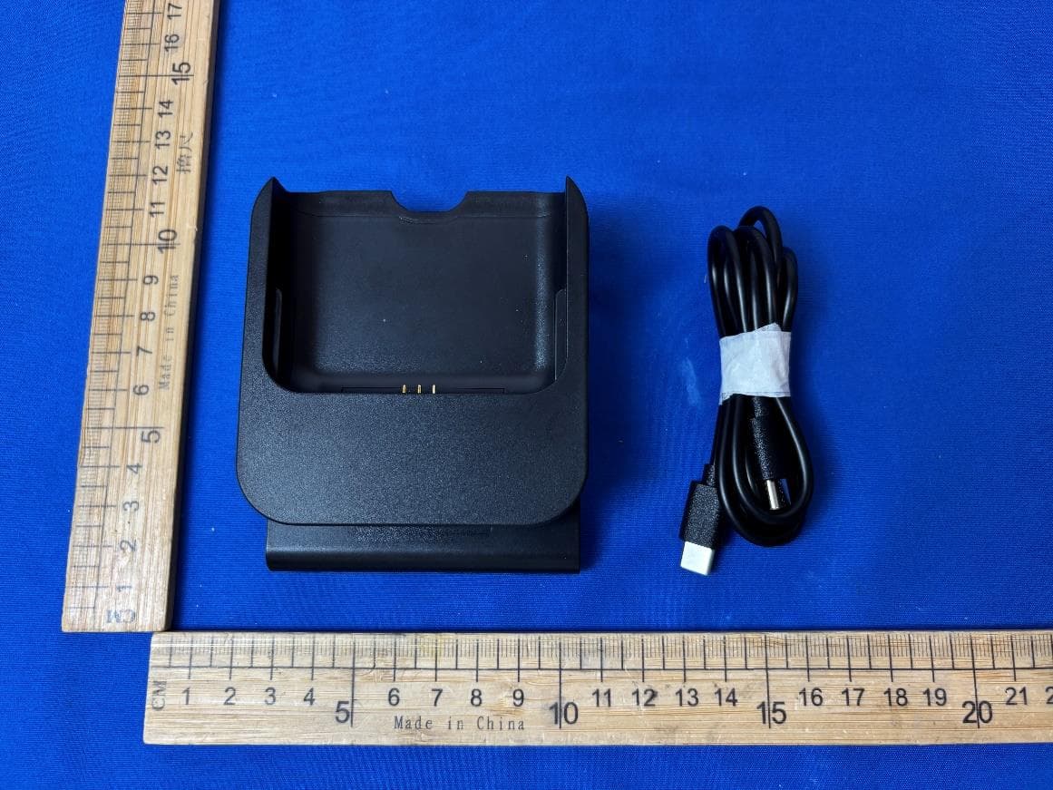 3-in-1 Wireless Charger with Detachable 10,000mAh Power Bank - FCC ID 2A4C5-SJ-109-A - Cosmo Fiber Corp.