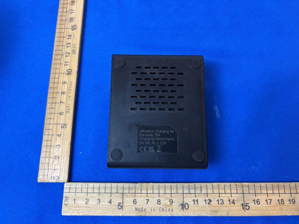 3-in-1 Wireless Charger with Detachable 10,000mAh Power Bank - FCC ID 2A4C5-SJ-109-A - Cosmo Fiber Corp. (2)