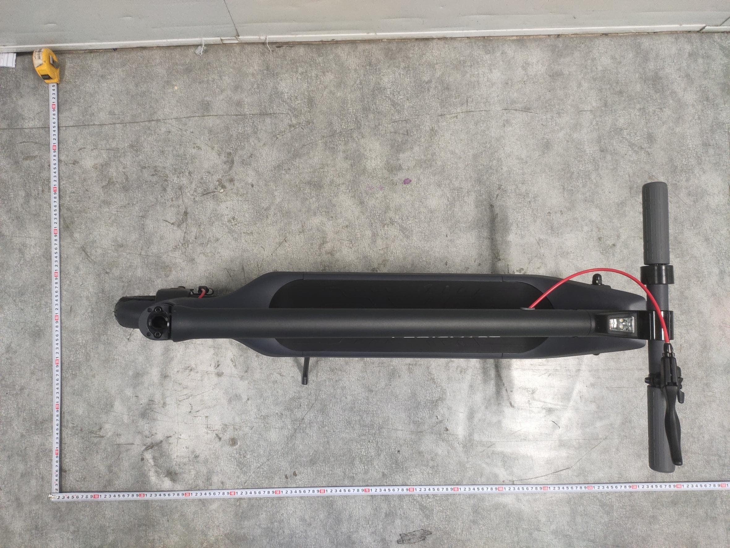 LEQI Smart Electric Scooter - FCC ID 2A4CE-A6LPRO - Shenzhen LEQI Intelligent Technology Co., Ltd.