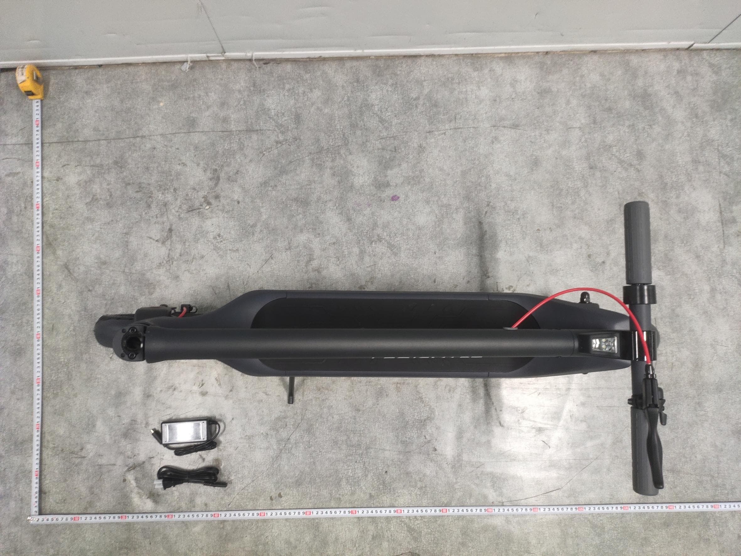 LEQI Smart Electric Scooter - FCC ID 2A4CE-A6LPRO - Shenzhen LEQI Intelligent Technology Co., Ltd. (2)