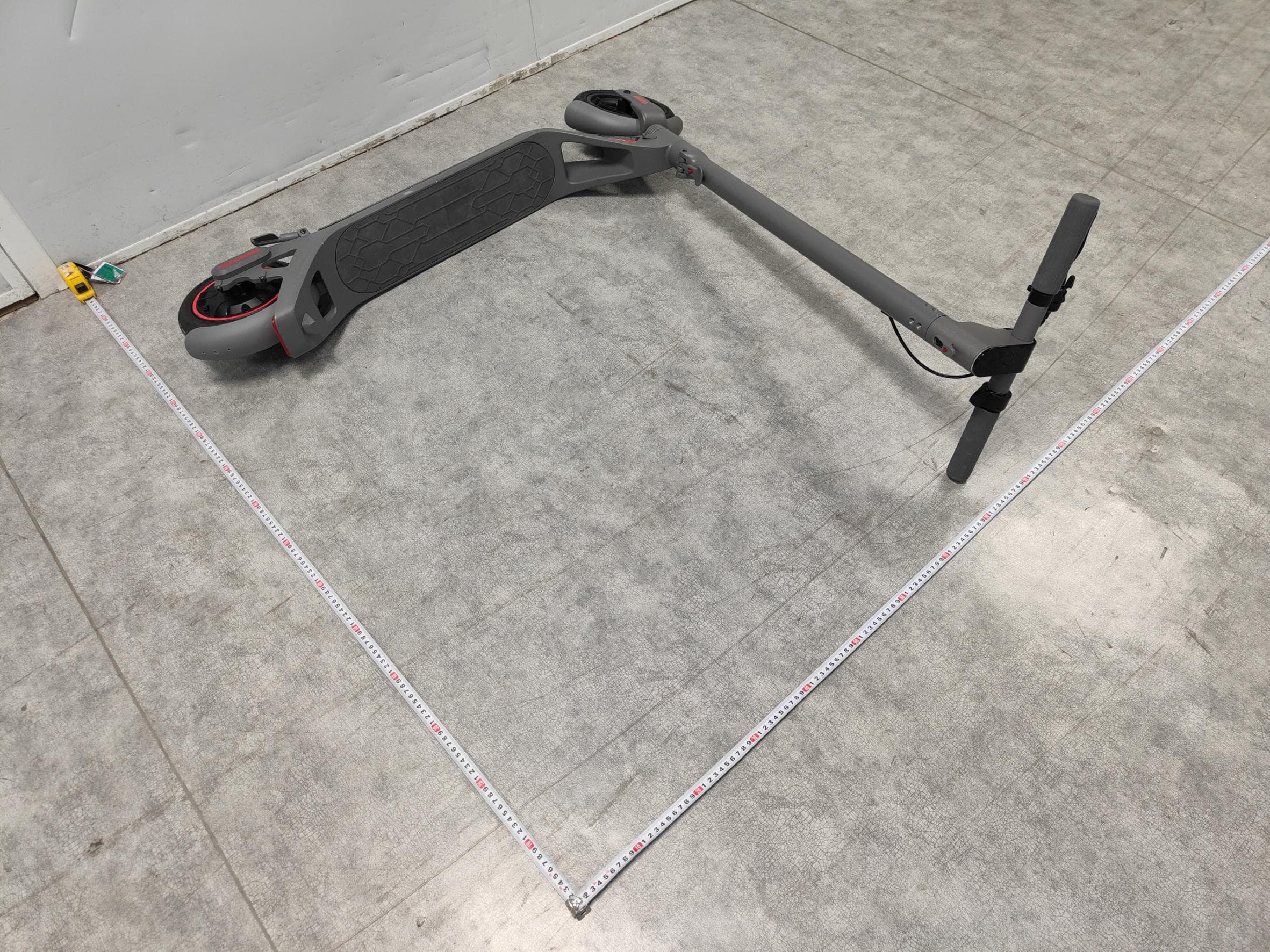 LEQI Smart Electric Scooter - FCC ID 2A4CE-A9 - Shenzhen LEQI Intelligent Technology Co., Ltd. (3)