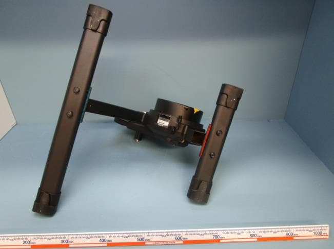 Stationary Smart Cycling Trainer - FCC ID 2A4DF-Z004 - Zwift Inc (2)