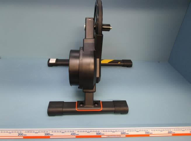 Stationary Smart Cycling Trainer - FCC ID 2A4DF-Z004 - Zwift Inc (5)