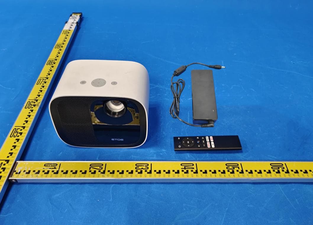 PROJECTOR - FCC ID 2A4DV-A1332 - HUNAN ETOE Technology Co., Ltd (3)