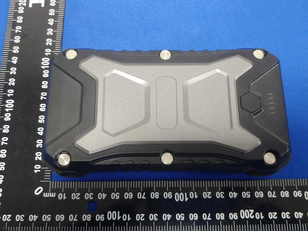 power bank - FCC ID 2A4DZ-TSB9265 - MITA EXPEDITIONS LLC (4)